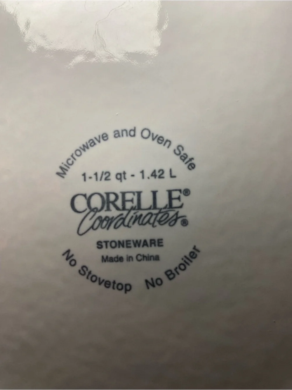Corelle Coordinates Casserole dish with lid White Chutney, 1 1/2 QT 1.42 L
